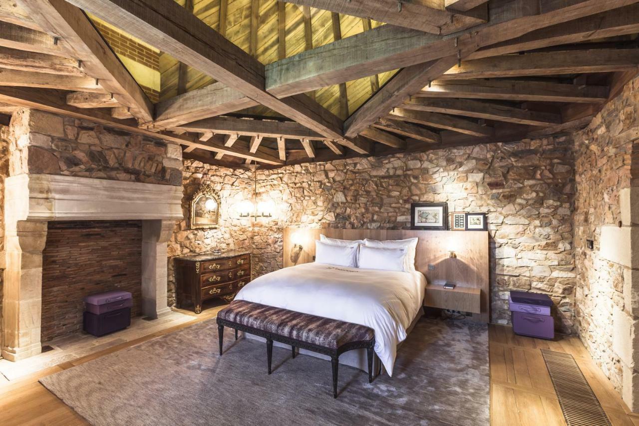 Hotel Domaine Des Etangs, Auberge Resorts Collection Massignac Exterior foto