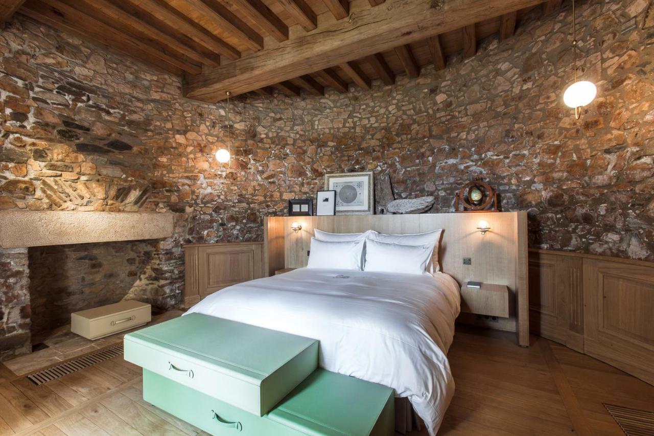Hotel Domaine Des Etangs, Auberge Resorts Collection Massignac Exterior foto